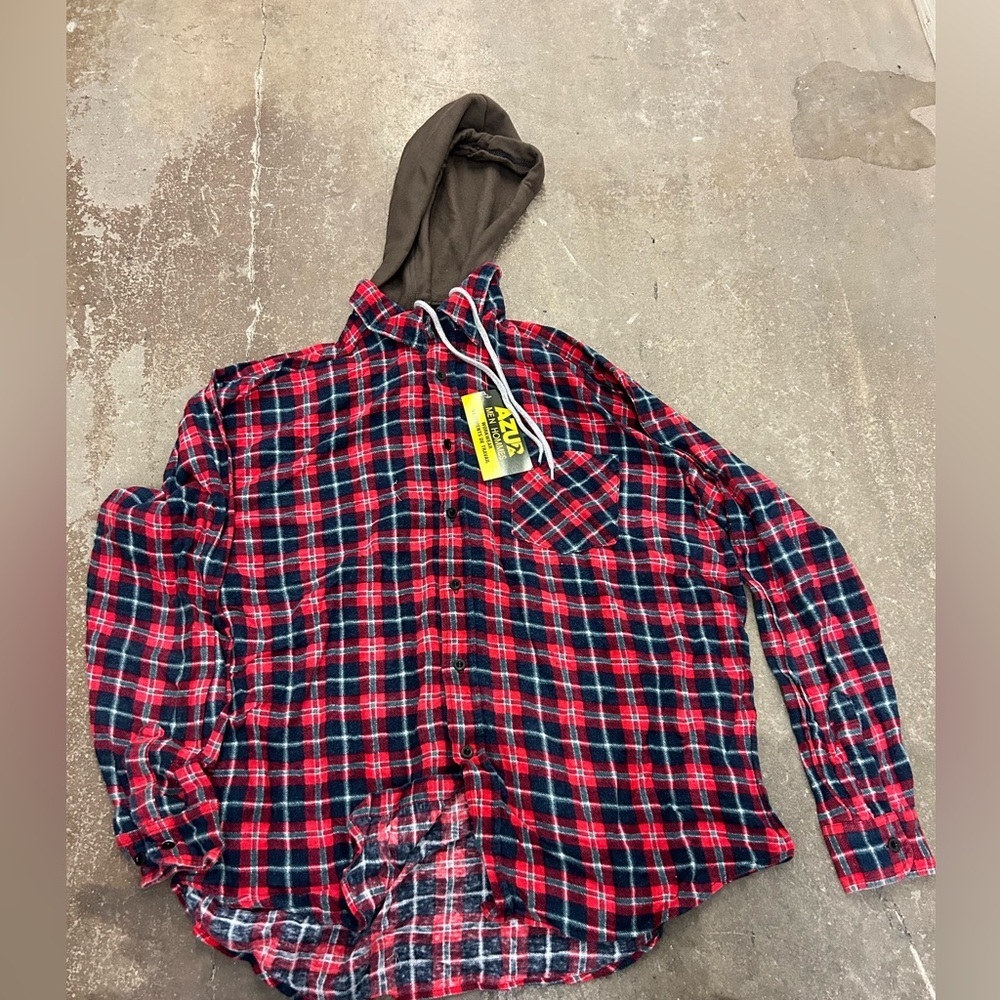 Nwt azur workwear Red and‎ Black Checkered Men's Shirt